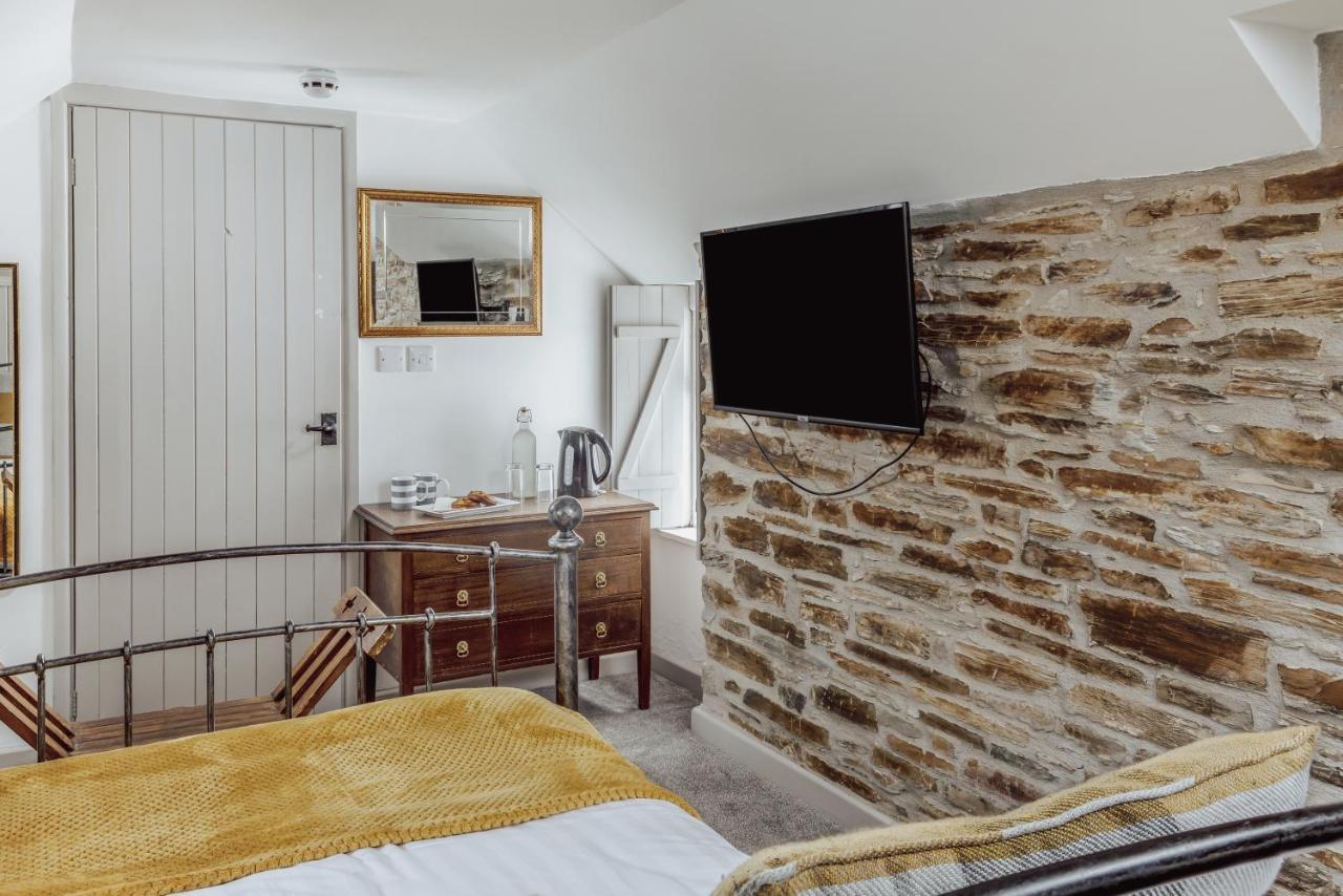 The Olde Malthouse Inn Tintagel Buitenkant foto
